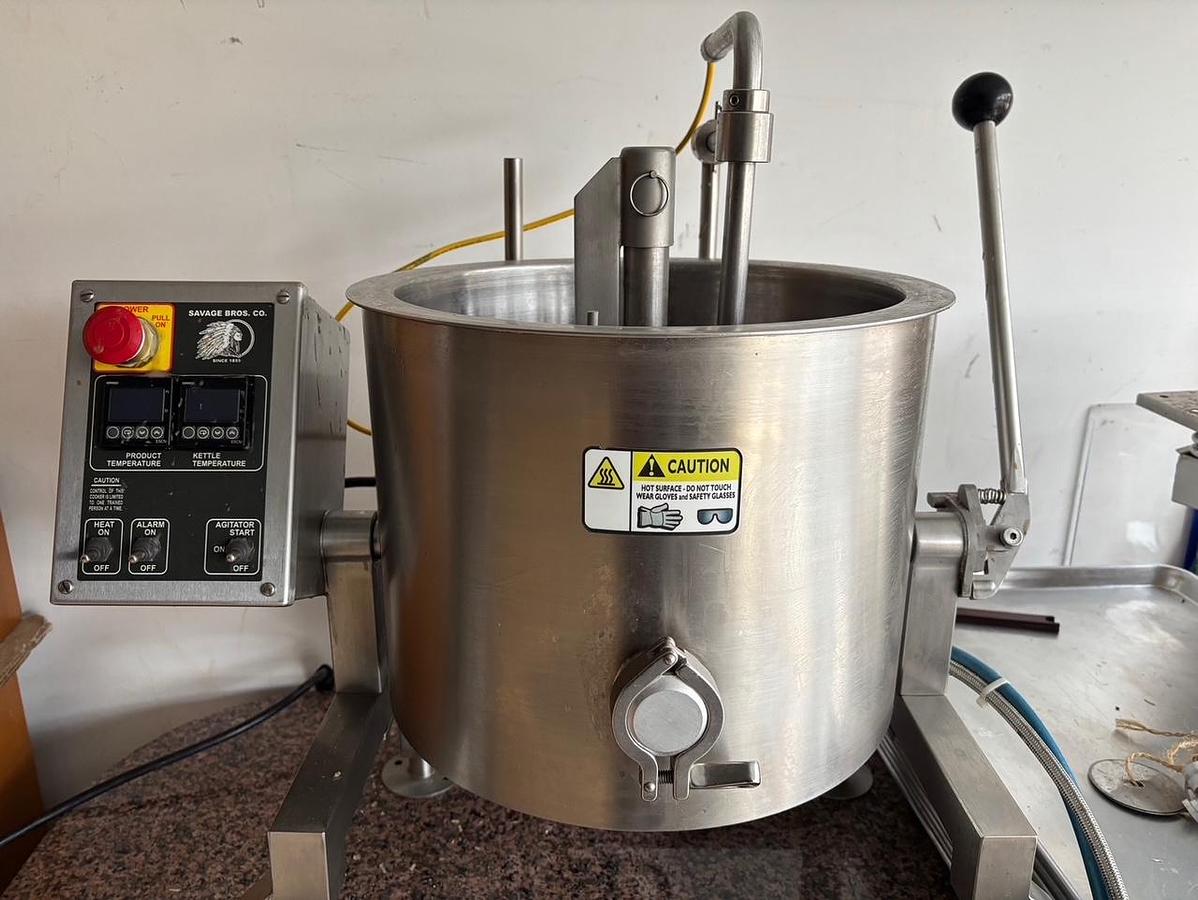 Used Savage Bros 2411 Electric Tabletop Cooker-Mixer
