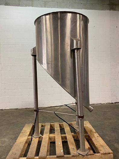 Used 90 Gallon SS Slope-Bottom Tank