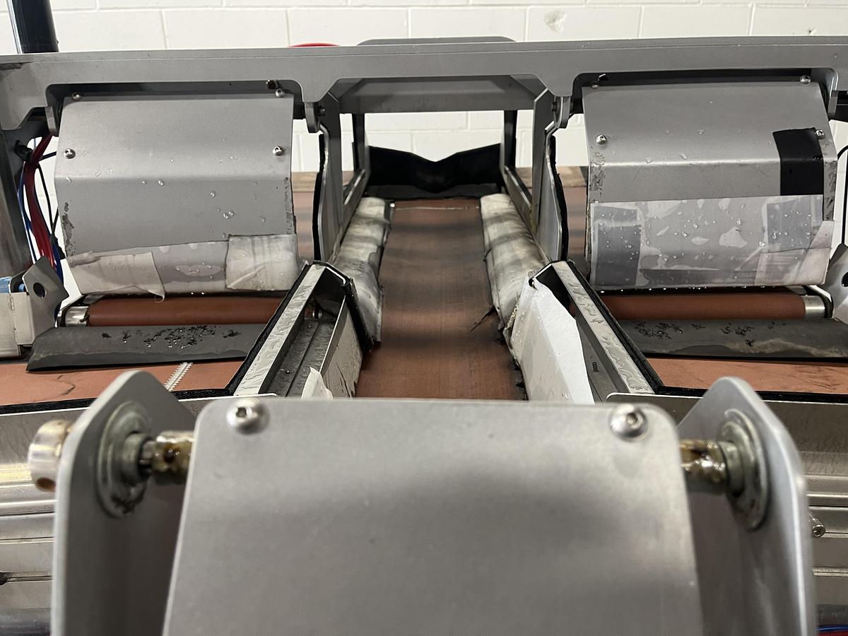 Used Hayley Manufacturing Diverting Conveyor System