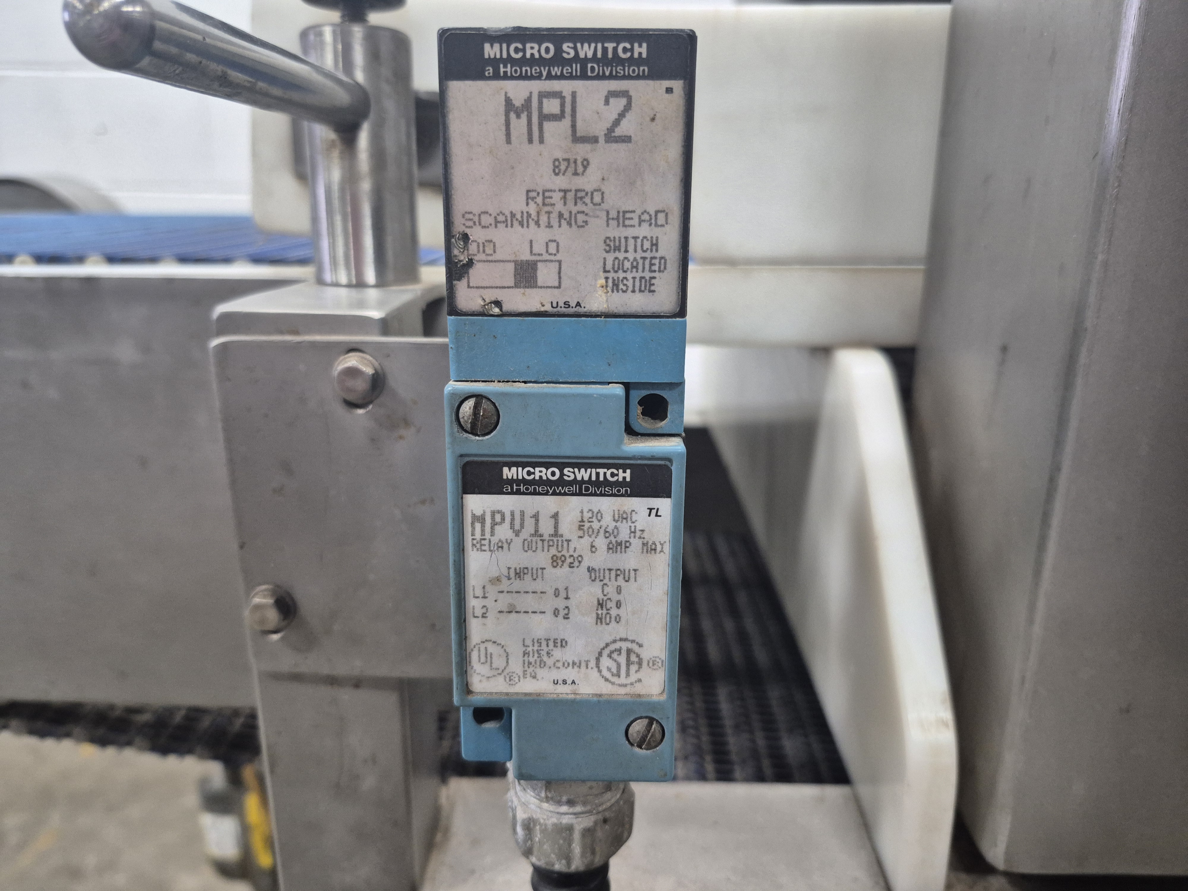 Used Loma Systems Superscan Metal Detector