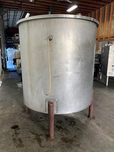 Used 600 Gallon Tank