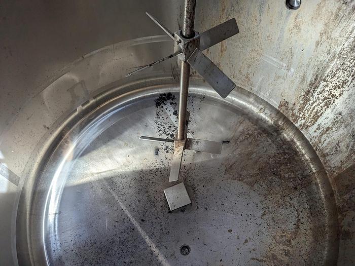 Used Paul Mueller SS Tank with Agitation