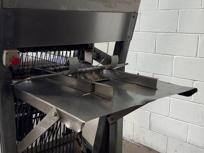Used UBE Hartman Bread Slicer