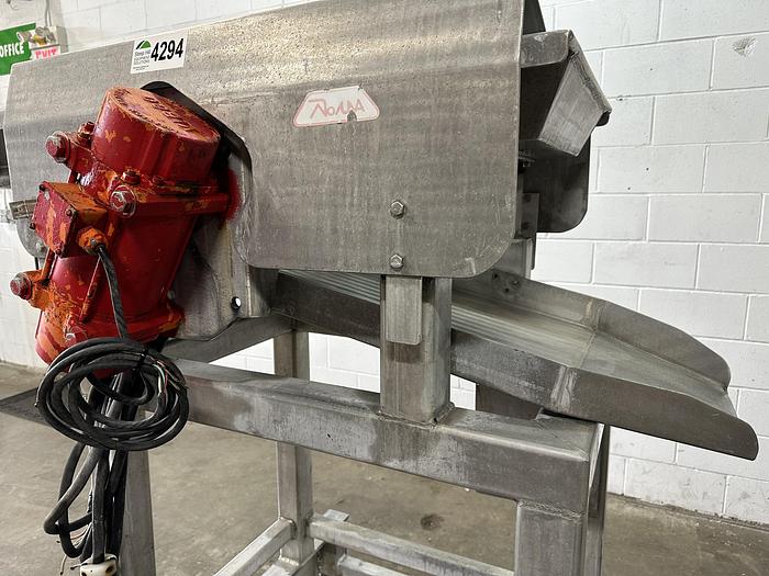 Used ROMA Vibratory Conveyor