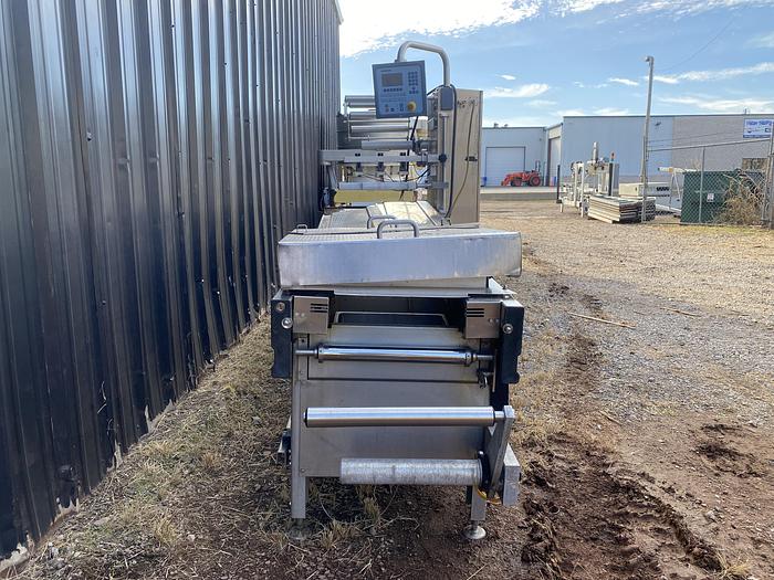 Used Multivac R140 Thermoformer