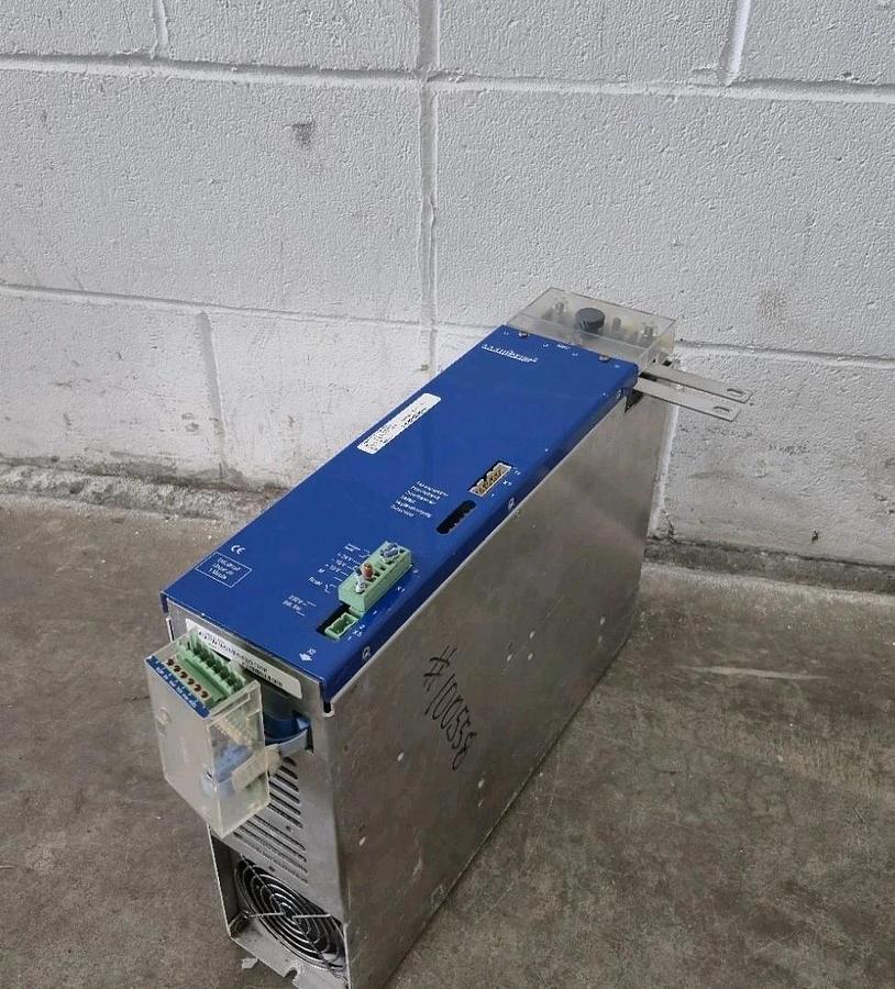 Used Baumüller BUG2-60-31-B-011-04 Servo Drive