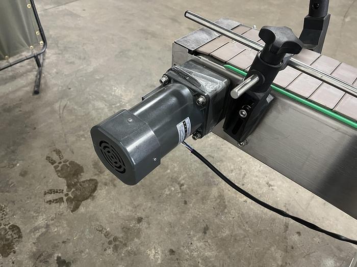 Used Automatic Press Capping Machine