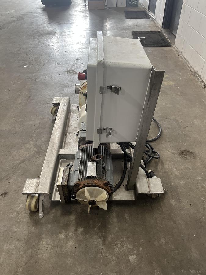 Used Sundyne MR-135 Sine Pump