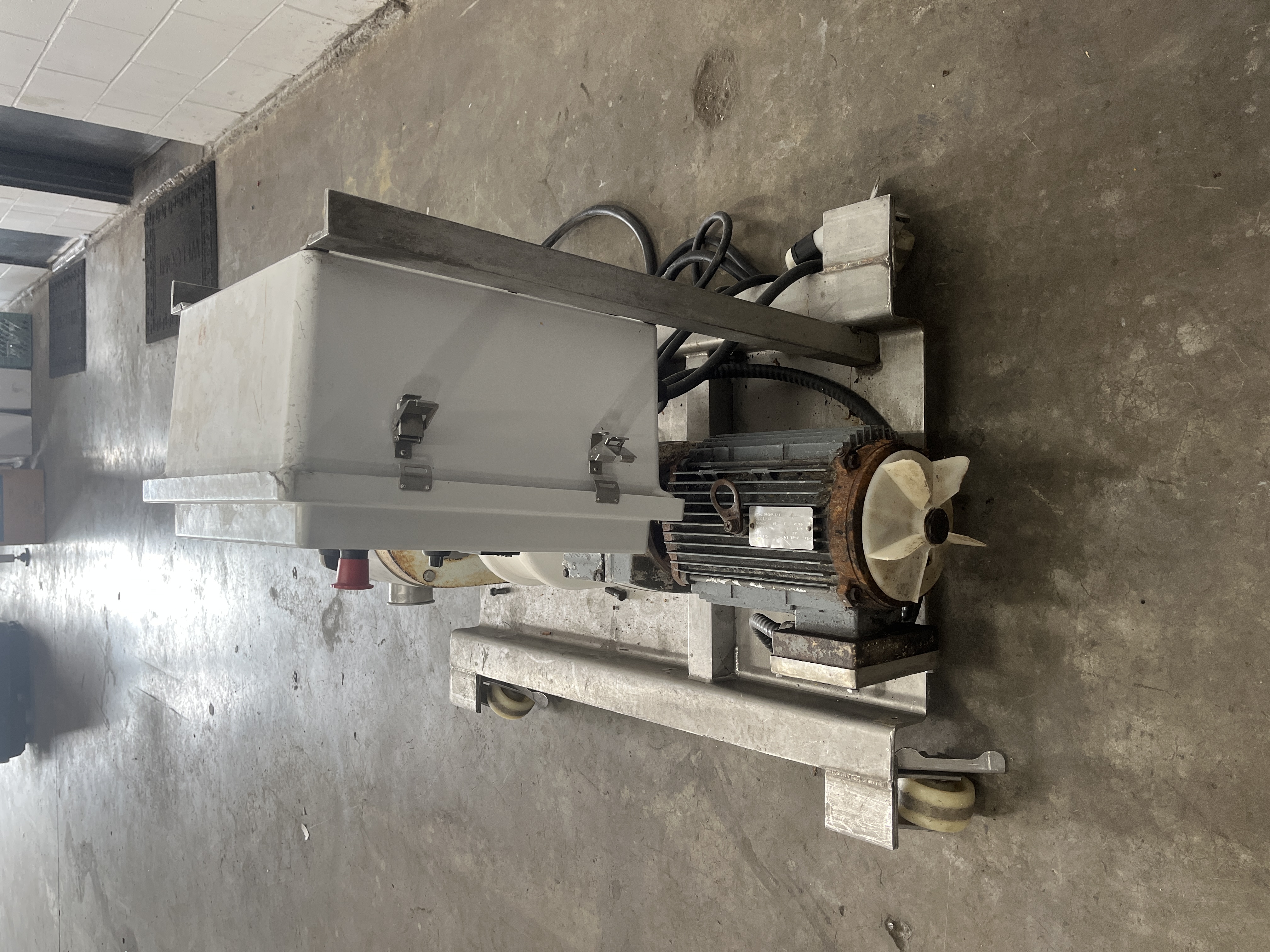 Used Sundyne MR-135 Sine Pump