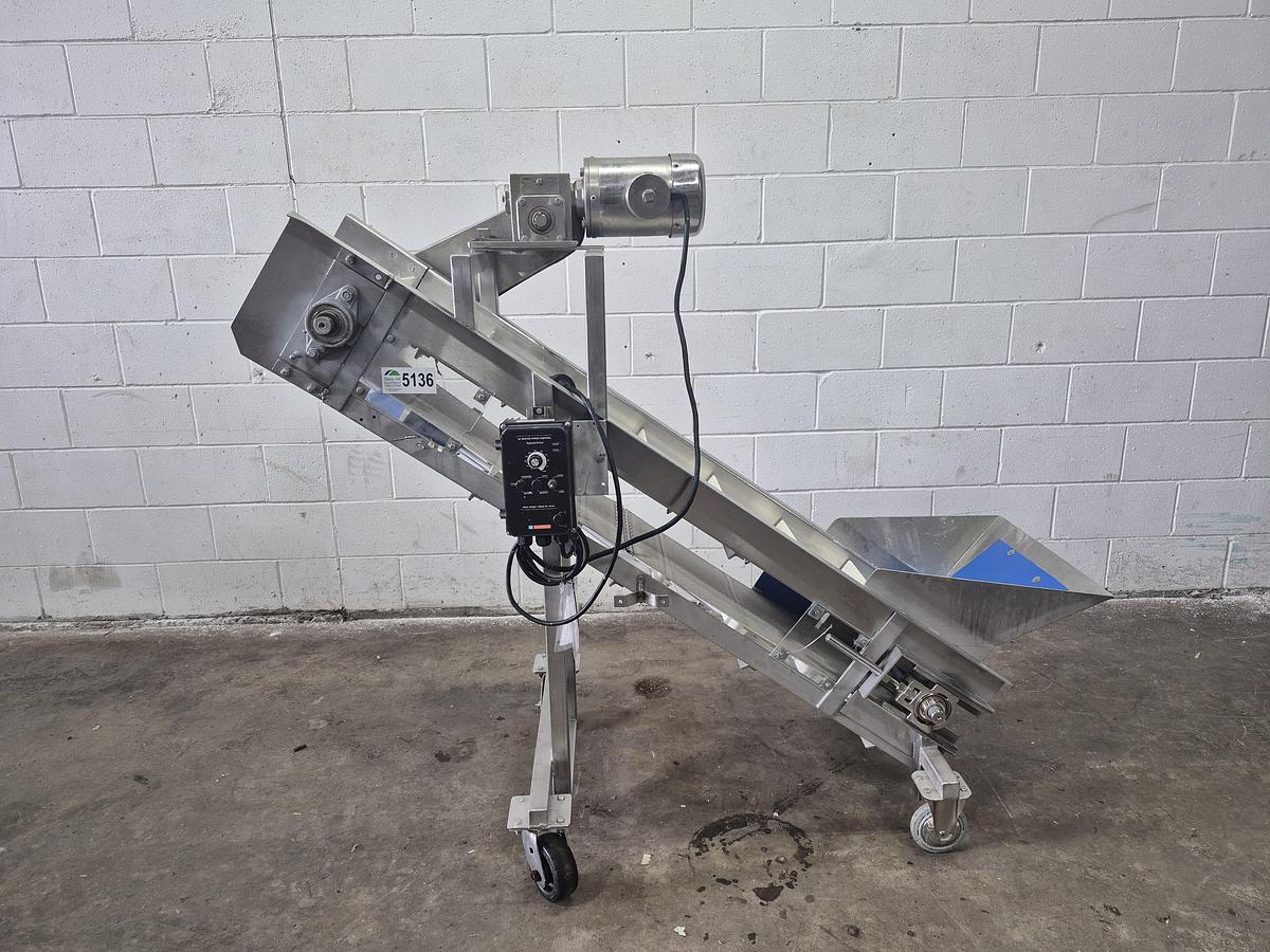 Used Incline Conveyor with Hopper