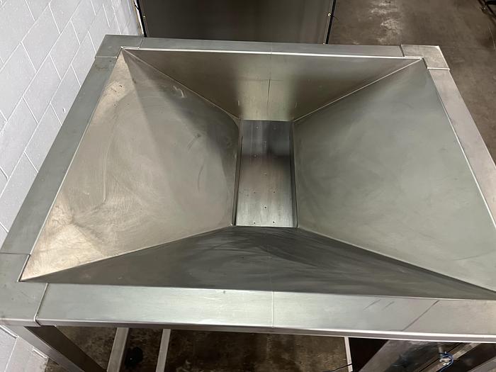 Used Toresani-Foodmac Vibratory Feeder