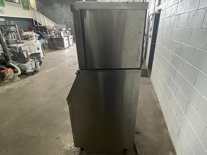 Used Ice Maker 