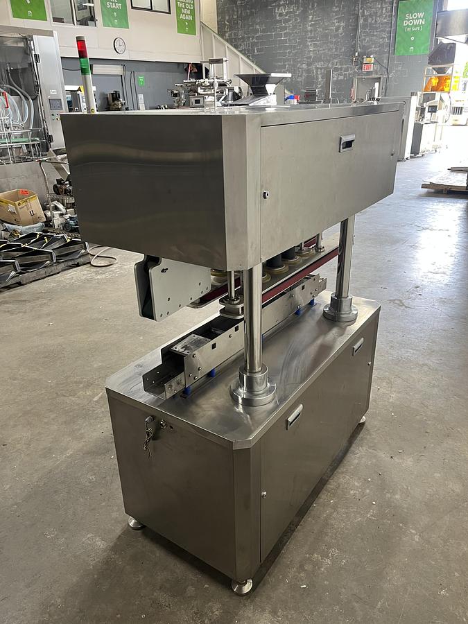 Used Pharmasystec Bottle Capper