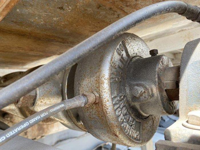 Used Commercial 28' Elevated Shaker Conveyor