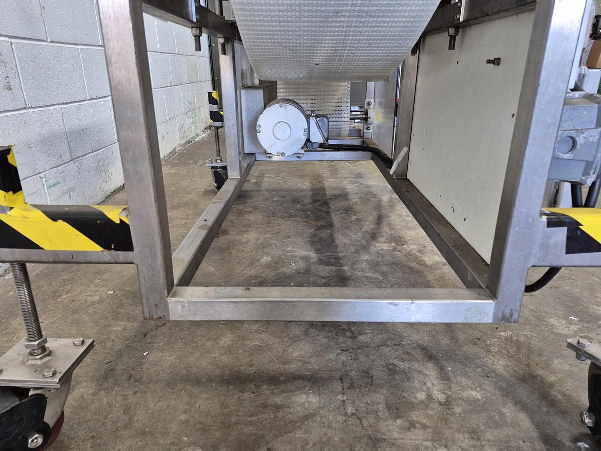 Used Loma IQ3 Metal Detector