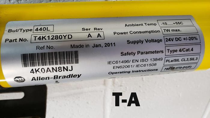 Used Rockwell 440L Guardshield™ Standard 64 Beam Safety Light Curtain