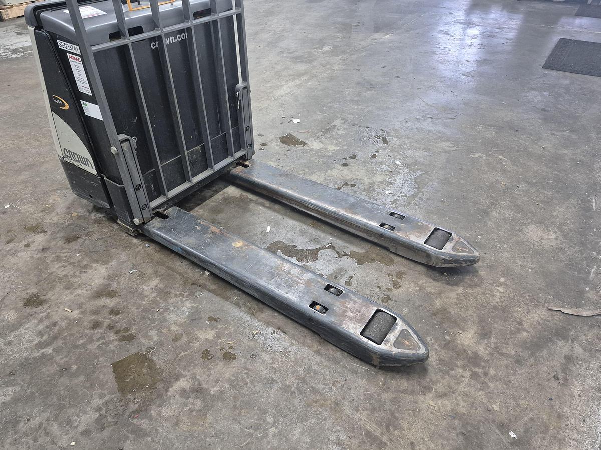 Used Crown WP3035-45 Electric Walkie Pallet Jack