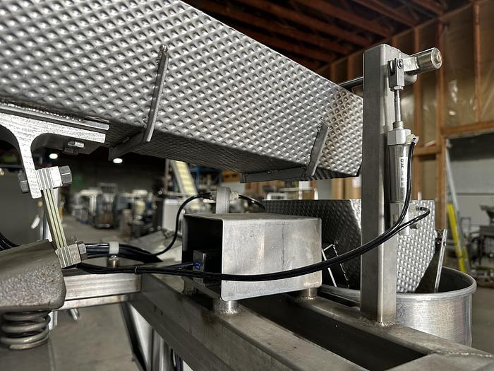 Used ActionPac Single Scale Net Weigher