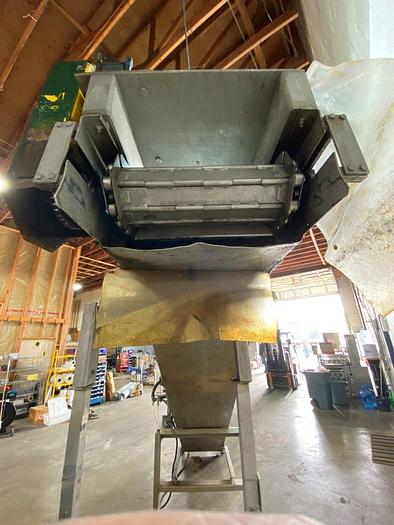 Used Northwest Cleated 30° Incline Conveyor