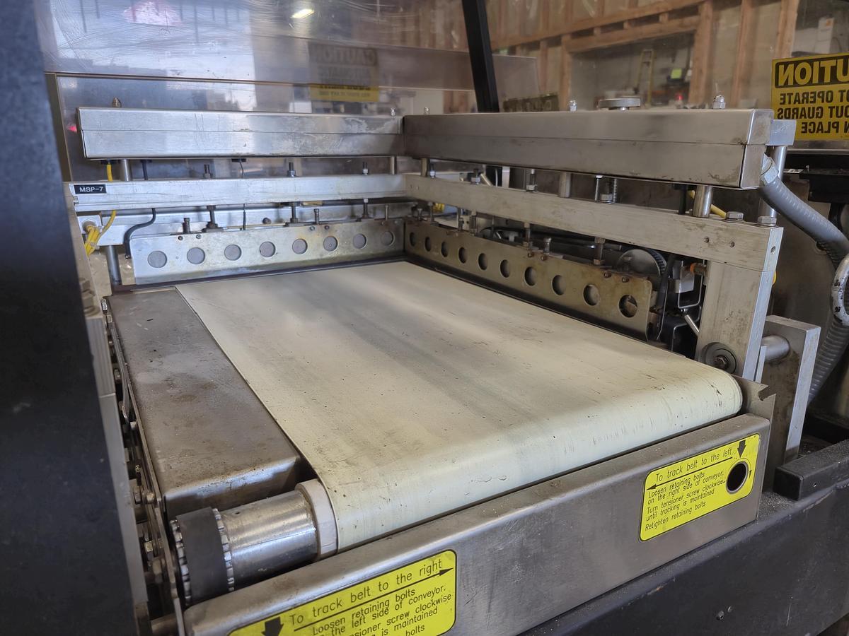Used API VERSATech LB 22/32 L-Bar Sealer
