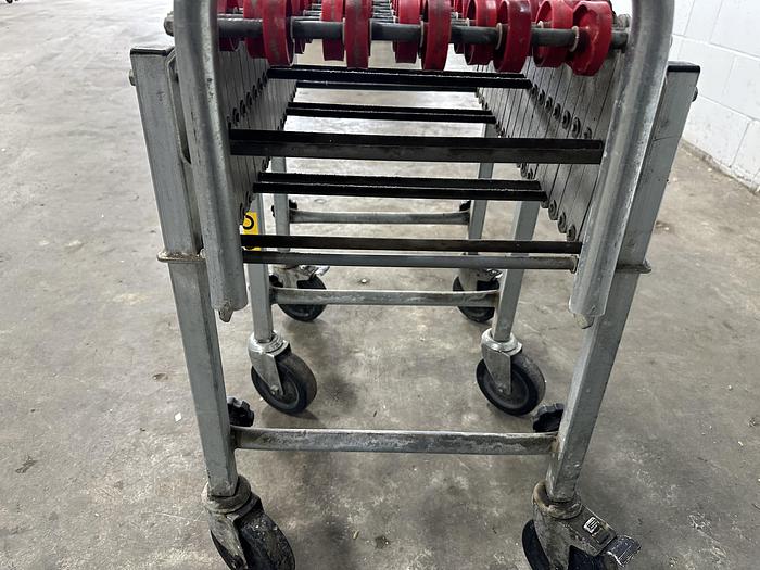 Used NestaFlex 226 Expandable Conveyor