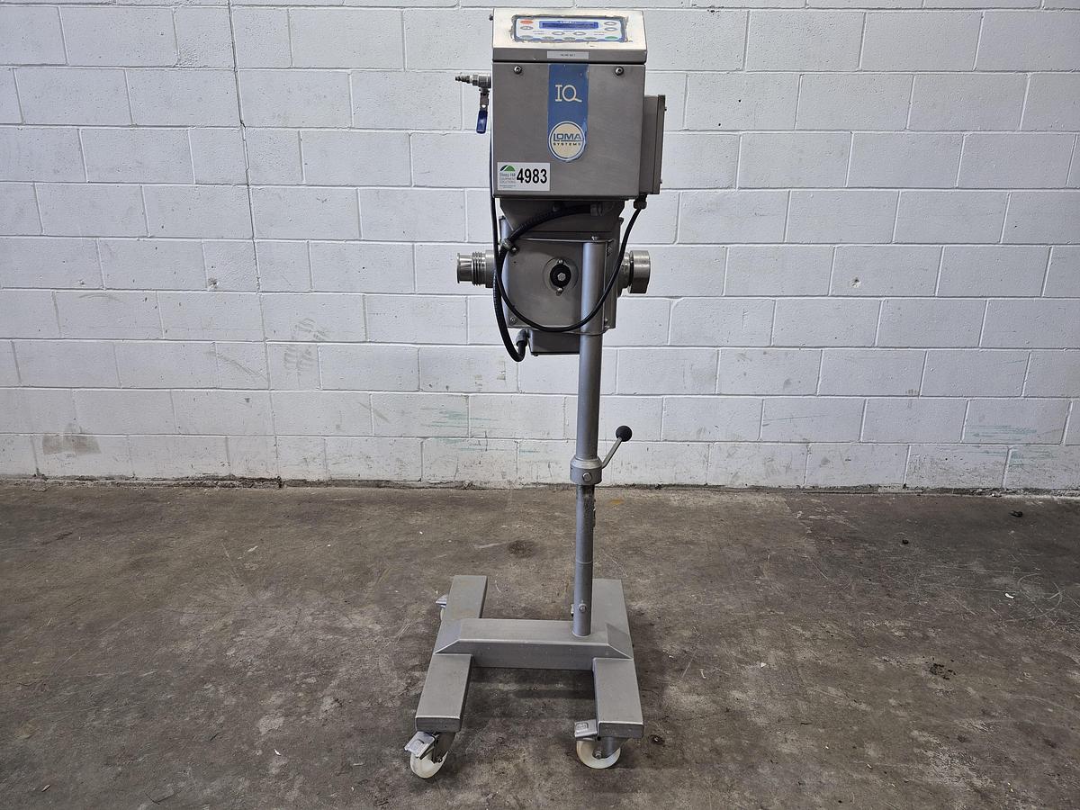 Used Loma IQ Metal Detector