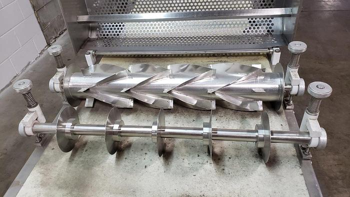 Used Harvest Reliant Cutting Table