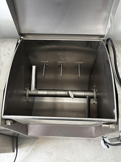 Used Yinying HWJ25 Dough Mixer