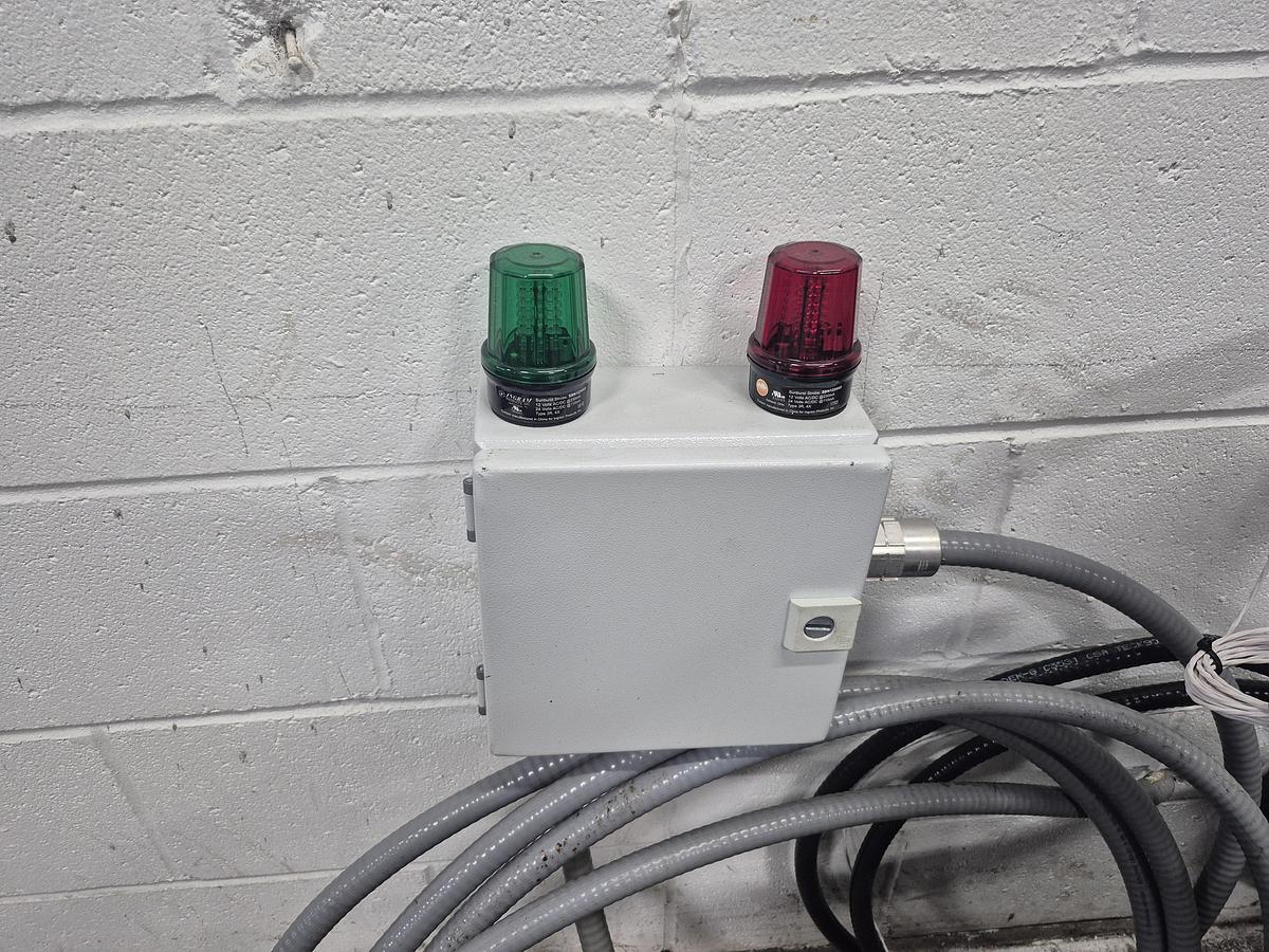 Used Dual Unit Heater System w/ Thermostat & C02 Detector 