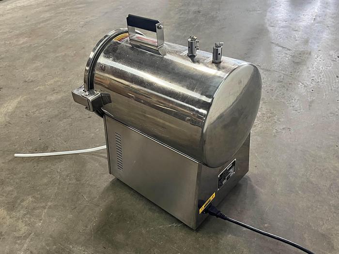 Used TM-T24J Table Top 24L Autoclave