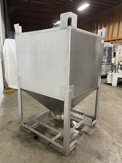 Used 40 Cu.ft. Storage Tote