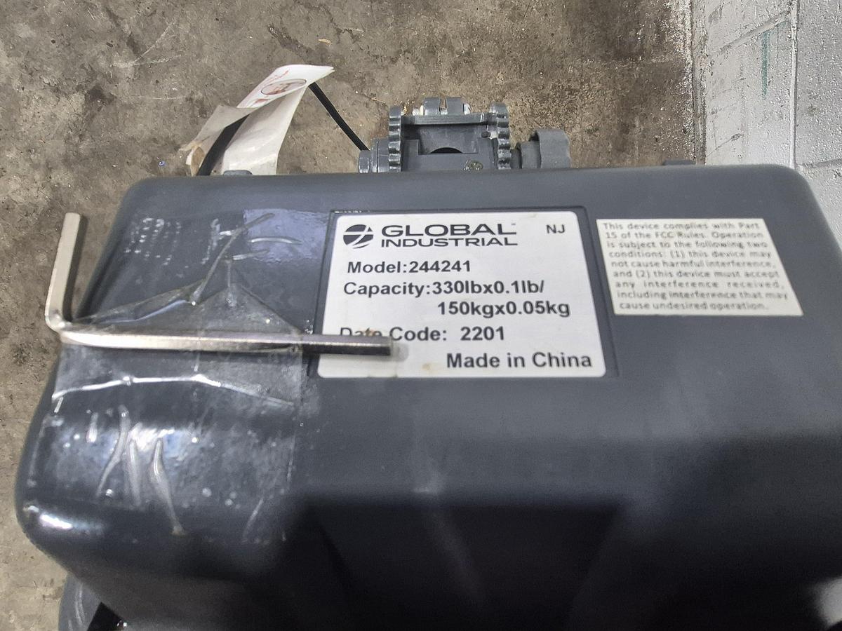 Used Global Industrial Bench & Floor Scale