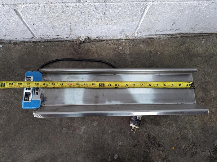 Used Syntron FT01A Magnetic Vibratory Feeder