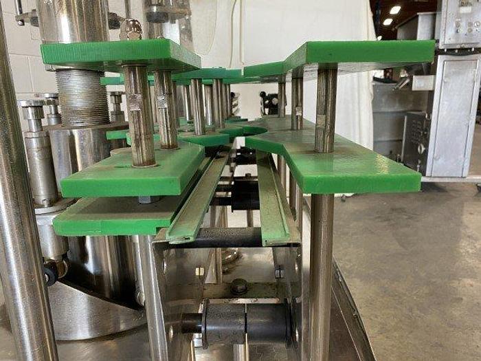 Used DG-8 Balanced Pressure Filler