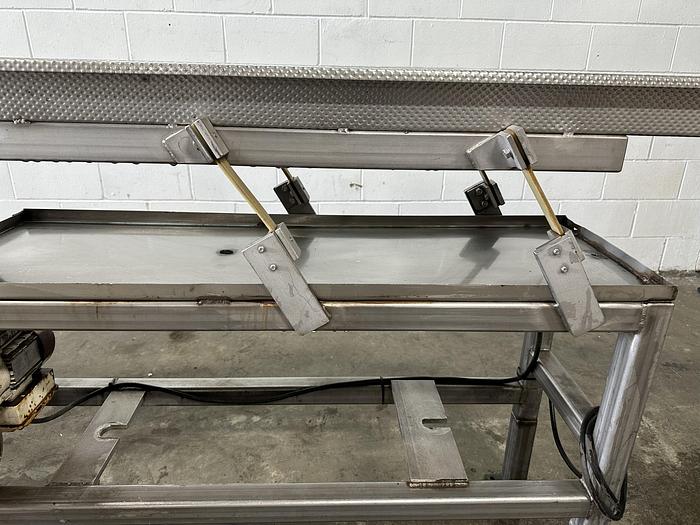 Used 9' Shaker Conveyor