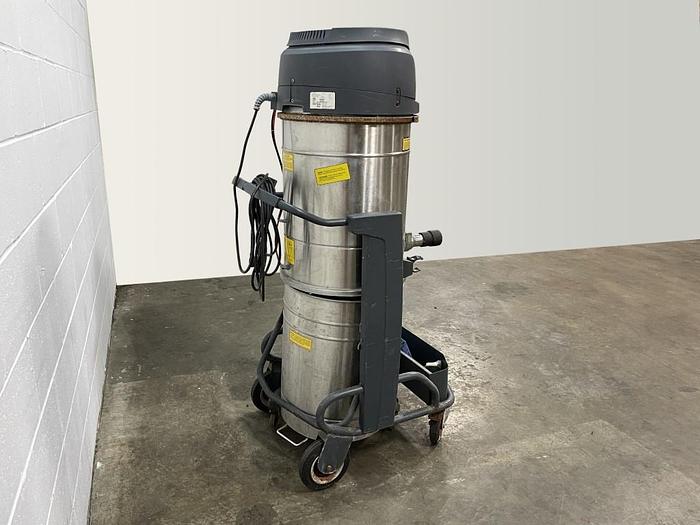 Used Nilfisk S2N6 Industrial Vacuum for Sale at Steep Hill Equipment
