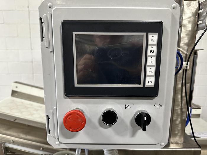 Used CBK 6 Head Bottle Filler