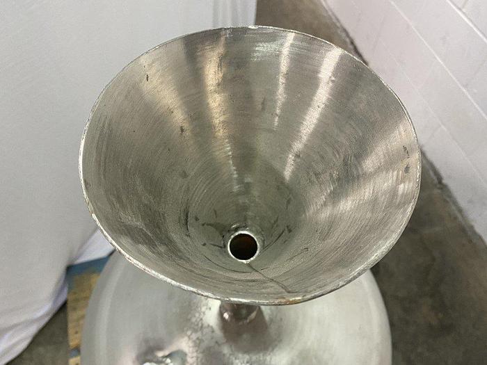 Used 10 Gallon Pressure Tank