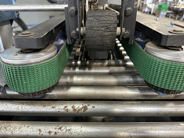 Used Automatic Top & Bottom Case Sealer