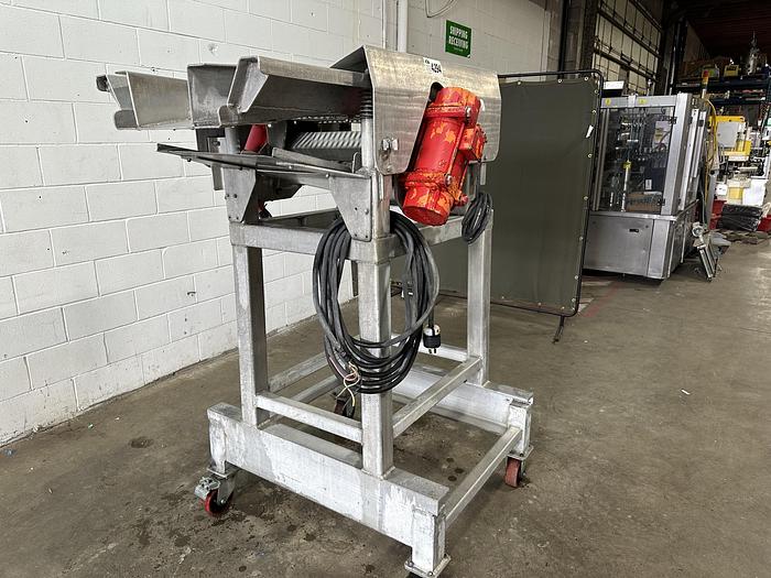 Used ROMA Vibratory Conveyor