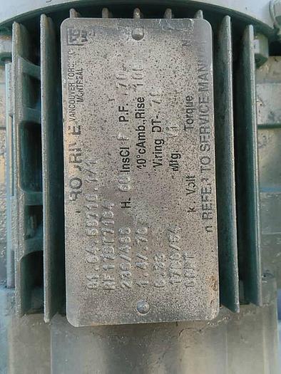 Used 600 Gallon Horizontal Farm Tank