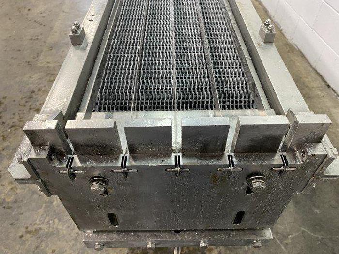 Used 8' Indexing Conveyor for Carton Packing