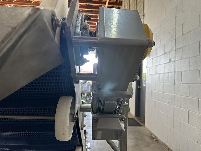 Used Incline Modular Conveyor