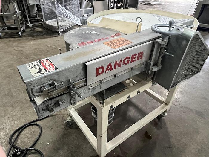 Used 2003 Ryan Technology INC. 793A Rotary Table Utility Slicer