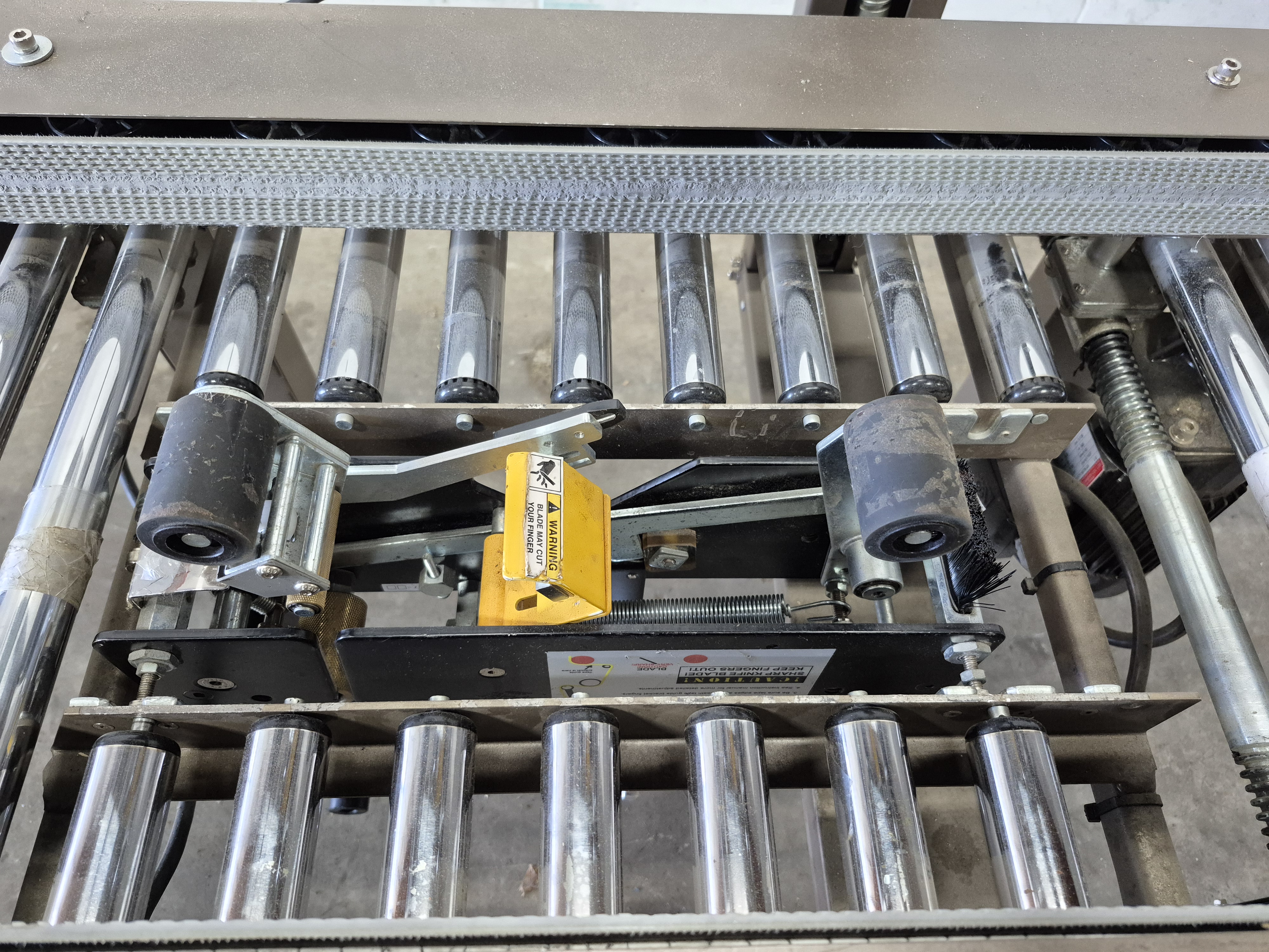 Used Highlight Magnum 2300 Case Sealer