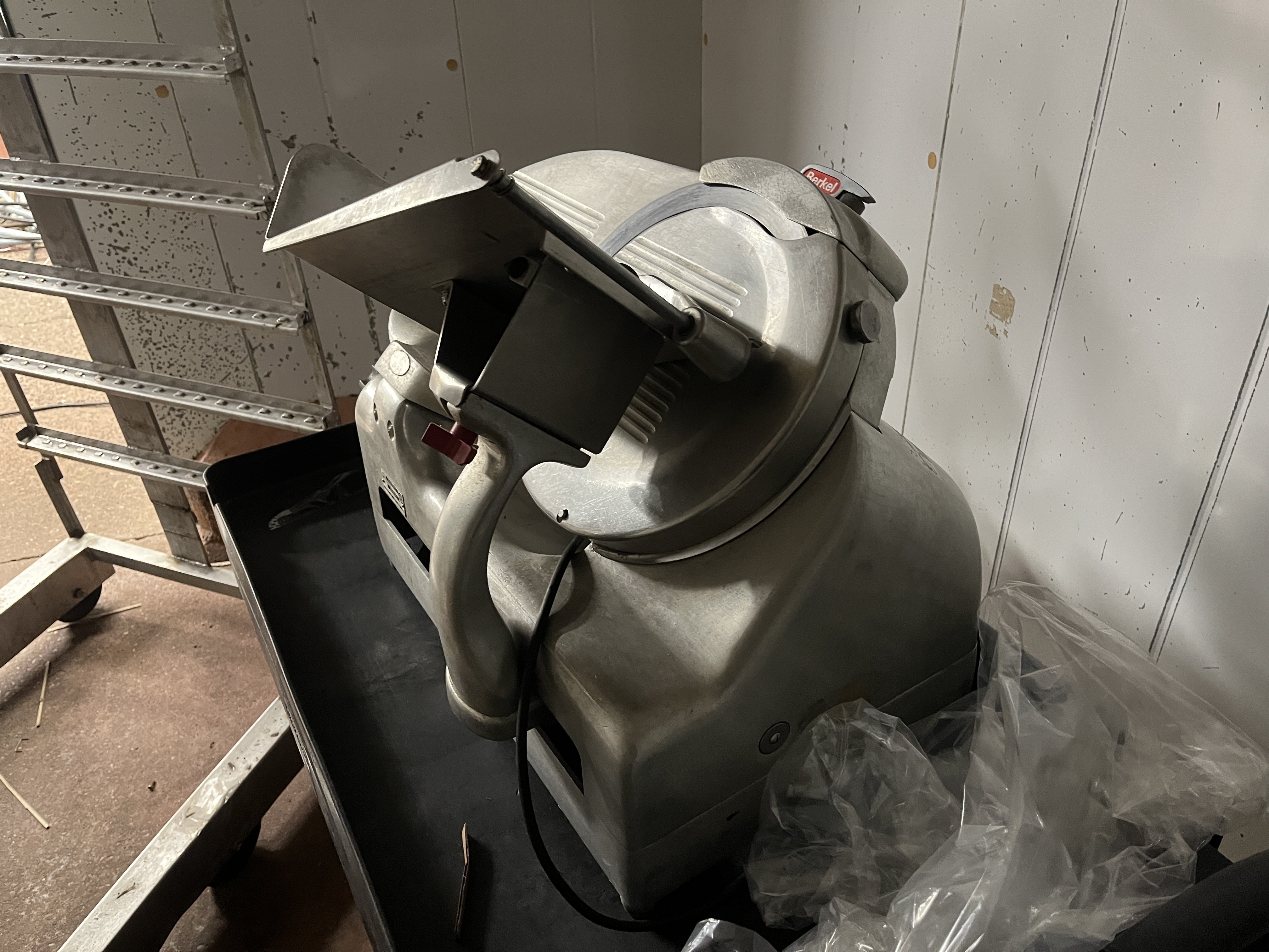 Used Berkel Gravity Feed Meat Slicer