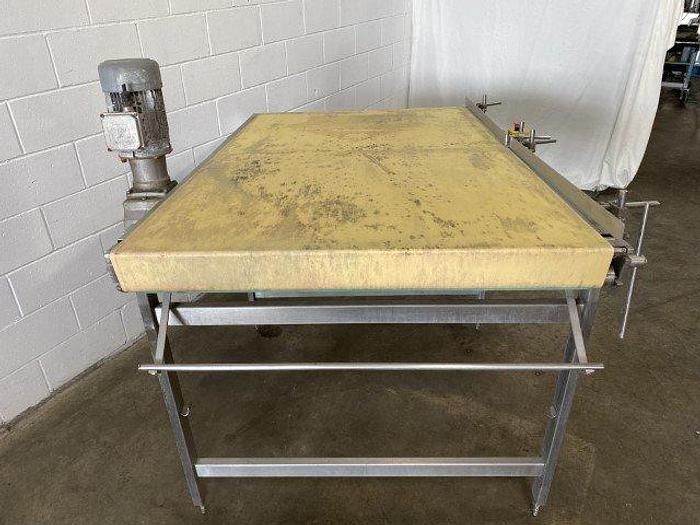 Used SIG-Transver 6' Flat Belt Conveyor