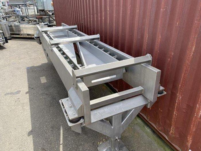 Used tna roflo-VM3 Vibratory Distribution Conveyor