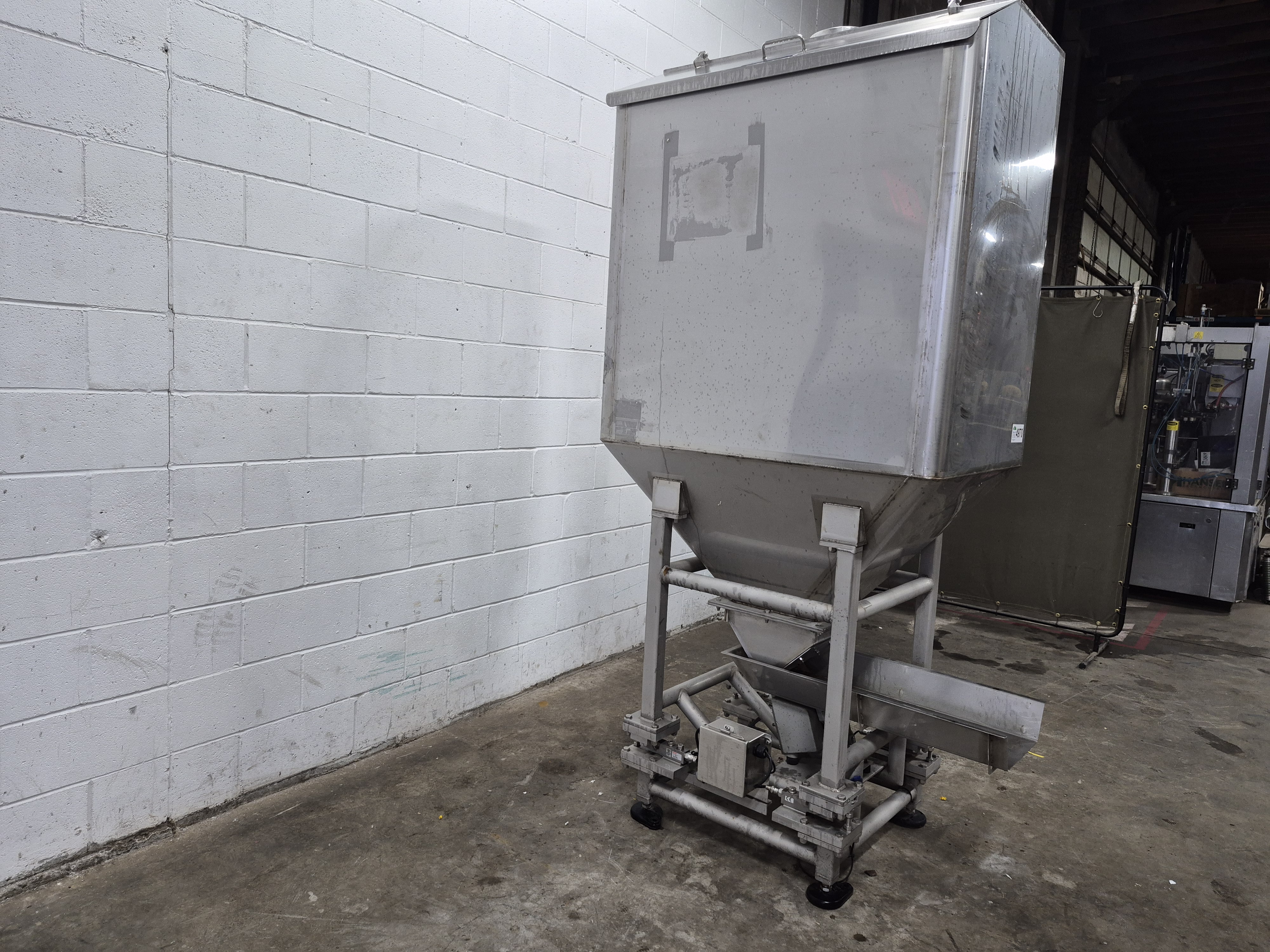 Used Stainless Steel Hopper with Vibratory Feeder on Load Cells