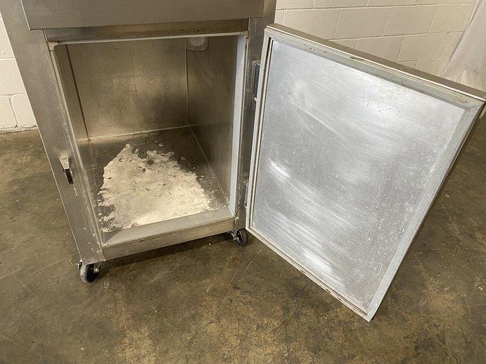 Used Continental 1RF Dual Temp Refrigerator